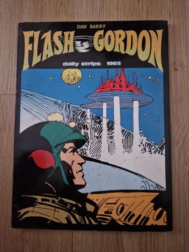 Portada del libro de Flash Gordon. Daily strips 1985. Collana New Comics Now 161
