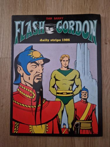 Portada del libro de Flash Gordon. Daily strips 1986. Collana New Comics Now 194